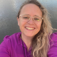 Ineke M.